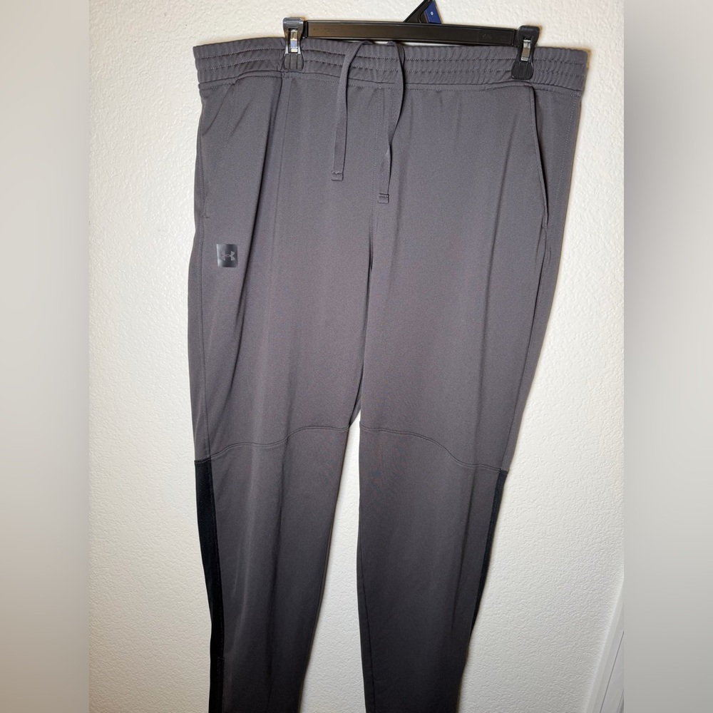 Under Armour Men's Charcoal and Black Joggers